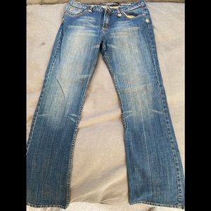 🔥 LN Buffalo Vintage Wash Bootcut Jean size 31!